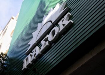ΠΑΣΟΚ: Να αποσυρθεί το νέο βιβλίο Κοινωνικής και Πολιτικής Αγωγής της Γ΄ Γυμνασίου, καθώς αναπαράγει έμφυλα στερεότυπα