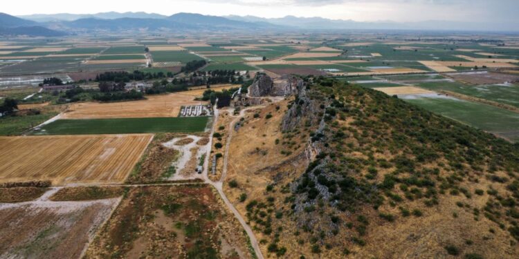 Τέλος στις διεκδικήσεις ακινήτων από το Δημόσιο - Τι προβλέπει ο νέος νόμος - ertnews.gr
