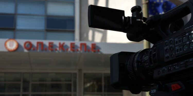 ΟΠΕΚΕΠΕ: Τα επόμενα βήματα της Δικαιοσύνης – «Έντιμοι πολιτικοί διασύρθηκαν» λέει η κυβέρνηση, πυρ ομαδόν από την αντιπολίτευση