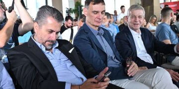 Έρχονται εξελίξεις στον Ολυμπιακό, αναχωρούν για Λας Βέγκας οι άνθρωποι της ομάδας - www.ertsports.gr