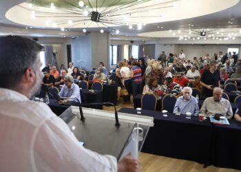 ΣΥΡΙΖΑ: Σε θολά νερά η συνεδρίαση της Κεντρικής Επιτροπής - Η Κουμουνδούρου αμφισβητεί τη νομιμότητα - ertnews.gr