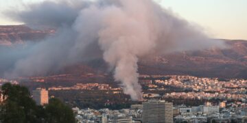 Πυρκαγιά στο Μπάντμιντον: Κάμερες ασφαλείας αποκάλυψαν τους τρεις δράστες - ertnews.gr