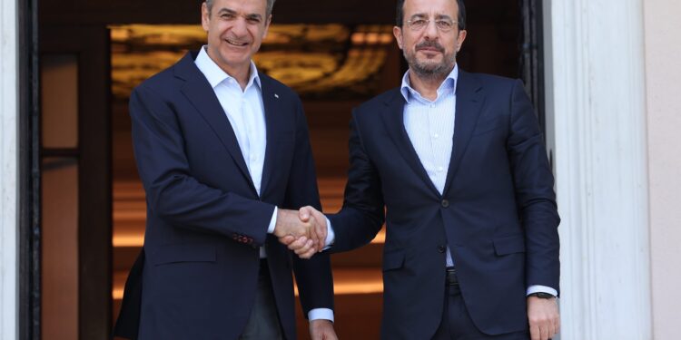 Μητσοτάκης: Η Ελλάδα στέκεται εμπράκτως στο πλευρό της Κύπρου - Χριστοδουλίδης: Ευρωπαϊκό πρόβλημα το Κυπριακό