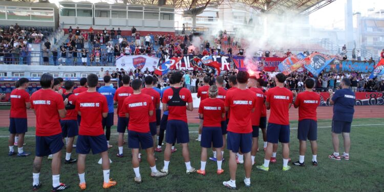 Πρώτη προπόνηση για τον Πανιώνιο μέσα σε αποθέωση