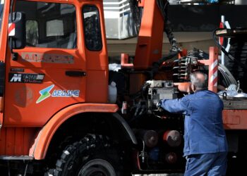 Ζωνιανά: Έδιωξαν κακήν κακώς» συνεργείο του ΔΕΔΔΗΕ που πήγε για εργασίες αναβάθμισης μετρητών ρεύματος - ertnews.gr