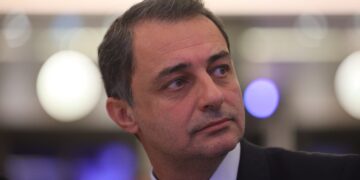 Σενετάκης στο ΕΡΤnews: Κατηγορούμαι για ένα τηλεφώνημα στον τότε πρόεδρο του ΟΠΕΚΕΠΕ - ertnews.gr