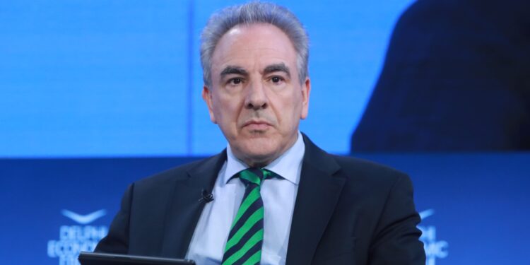 Φάρσα εις βάρος του Θάνου Ντόκου: Η κυβέρνηση κάνει λόγο για υβριδική επίθεση - Σφοδρές αντιδράσεις της αντιπολίτευσης