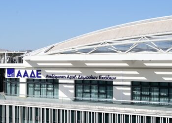 ΑΑΔΕ: Πρόστιμα άνω του 1 εκατ. ευρώ και 8 διήμερα λουκέτα - Στο 37,42% η παραβατικότητα