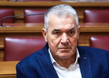 Στην επιτροπή δεοντολογίας παραπέμπει ο πρόεδρος της Βουλής τον Κυριαζίδη
