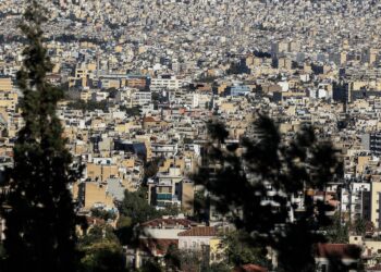 Σκέψεις για παράταση της τριετούς φοροαπαλλαγής σε ιδιοκτήτες που θα ανοίξουν για ενοικίαση τα κλειστά ακίνητα