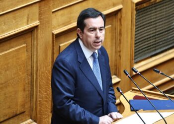 Επανέρχεται στη θέση του κοινοβουλευτικού εκπροσώπου της ΝΔ ο Νότης Μηταράκης