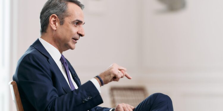 Μητσοτάκης: Στη Θεσσαλονίκη το πρώτο νέο τρένο - Στόχος ένας σιδηρόδρομος που θα εμπιστεύονται ξανά οι πολίτες