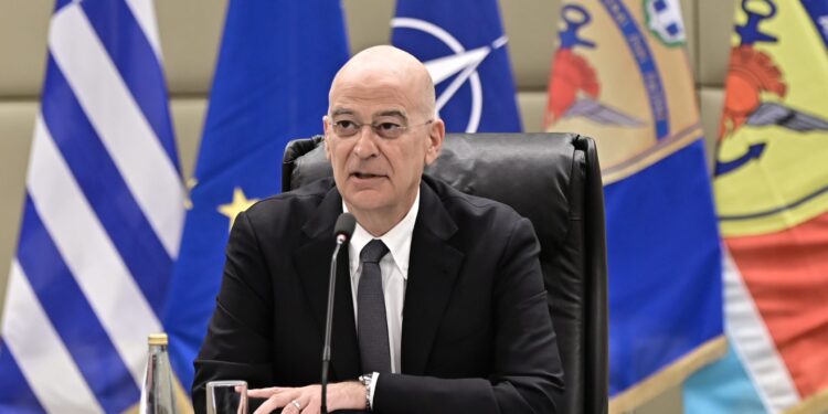 Δένδιας: Η παρουσία των Ενόπλων Δυνάμεων στο Παρίσι συμβολίζει τη διαχρονική συμβολή της χώρας μας στην κοινή ευρωπαϊκή ασφάλεια - ertnews.gr
