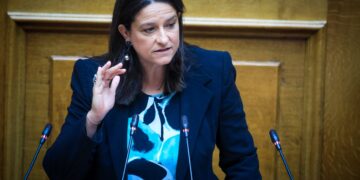 Κεραμέως: Τέλος στην περικοπή των συντάξεων χηρείας μετά την τριετία - ertnews.gr