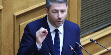Ανδρουλάκης: Η κυβέρνηση έχασε τη μεγάλη ευκαιρία του Ταμείου Ανάκαμψης - Με πολιτική αλλαγή θα ελέγξουμε πού πήγε και το τελευταίο ευρώ - ertnews.gr