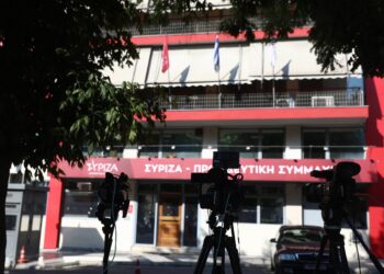 ΣΥΡΙΖΑ: «Λευκός» καπνός από τη συνεδρίαση της Πολιτικής Γραμματείας μετά το μπαράζ παραιτήσεων