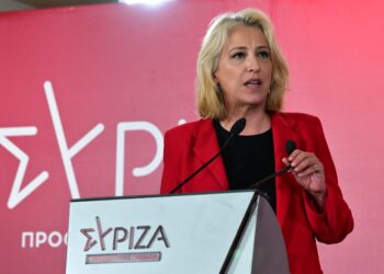 Δούρου: Τιμάμε τις έδρες μας, δεν τις βγάζουμε σε πλειστηριασμό - Οφείλουμε να ανατάξουμε το κόμμα μας, ο ΣΥΡΙΖΑ θα είναι παρών στη Βουλή