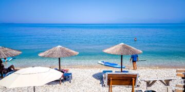 Καιρός: Επιστρέφει το καλοκαίρι μετά τους 59.000 κεραυνούς, έως 34 βαθμούς η θερμοκρασία από την Κυριακή - Η πρόγνωση της Αν. Τυράσκη - ertnews.gr