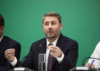 Ανδρουλάκης: Η ενεργειακή πρόταση του ΠΑΣΟΚ μπορεί να οδηγήσει σε ένα πράσινο και ανθεκτικό πλαίσιο