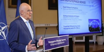 ΚΥΣΕΑ: Εγκρίθηκαν εξοπλιστικά προγράμματα 4 δισ. ευρώ - Στο επίκεντρο η «Ασπίδα του Αχιλλέα»