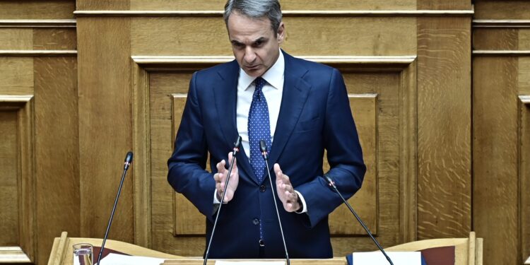 LIVE - Βουλή: Σε εξέλιξη η συνεδρίαση για τη συνταγματική αναθεώρηση - Μητσοτάκης: Η Ελλάδα χρειάζεται νέο Σύνταγμα που να συμβαδίζει με την εποχή μας