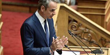 Μητσοτάκης σε Ανδρουλάκη: Αφεντικό είναι ο ελληνικός λαός – Εσείς γίνατε αξιωματική αντιπολίτευση από σπόντα