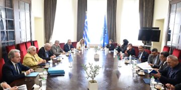 Τρίτος γύρος συνομιλιών με Λιβύη: Πάγια θέση της Αθήνας η οριοθέτηση ΑΟΖ στη βάση του Δικαίου της Θάλασσας - ertnews.gr