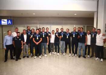 Υποδοχή ηρώων για την Εθνική Πόλο μετά την κατάκτηση του χρυσού στο World Cup - Οι πρωταγωνιστές της επιτυχίας μιλάνε στο ΕΡΤnews - ertnews.gr