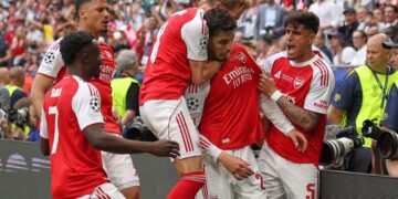 Έσοδα-ρεκόρ άνω των 8,1 δισ. ευρώ στη Premier League 2025/26 - www.ertsports.gr