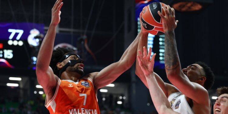 Στη Φενέρμπαχτσε ο Μπράξτον Κι - www.ertsports.gr