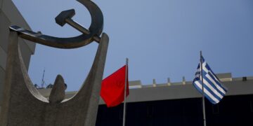 ΚΚΕ: Να μονιμοποιηθούν όλοι οι αναπληρωτές εκπαιδευτικοί – Παραπέμπεται για διακρίσεις η Ελλάδα στο Δικαστήριο της Ε.Ε.