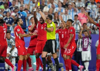Αυξήθηκαν τα έσοδα της FIFA, λόγω των καρτών στα προημιτελικά του Παγκοσμίου Κυπέλλου - www.ertsports.gr