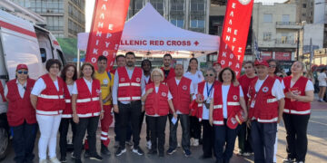 Το μεγάλο ταξίδι του Αυγούστου ξεκινά με ασφάλεια: Δράση του Ελληνικού Ερυθρού Σταυρού στο λιμάνι του Πειραιά