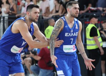 Χαρακίρι της Ελλάδας και η πρόκριση δυσκολεύει - www.ertsports.gr