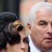 Έιμι Γιουάινχάουζ: Ο πατέρας της θα πληρώσει 1,1 εκατομμύριο λίρες σε δυο φίλες της