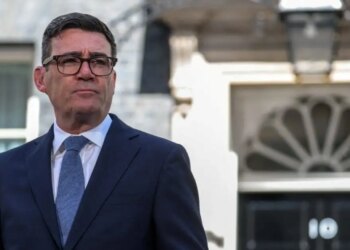 Άντι Μπέρναμ: 120 Βρετανοί εκατομμυριούχοι ζητούν να τους φορολογήσει περισσότερο