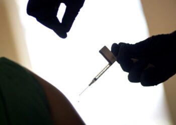Γιατί οι ενέσεις κατά της παχυσαρκίας δεν προορίζονται για απώλεια λίγων κιλών: Παρενέργειες και αντενδείξεις