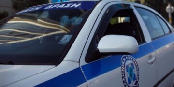 Η ΕΛ.ΑΣ. αναζητά τέταρτο πρόσωπο πίσω από την επίθεση με χειροβομβίδα – Πήρε 500 ευρώ ο Αιγύπτιος και θα λάμβανε άλλες 2.000 ευρώ μετά το χτύπημα