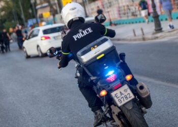 Σέρρες: Χειροπέδες σε επτά ανηλίκους για διαρρήξεις καταστημάτων και οχημάτων - ertnews.gr