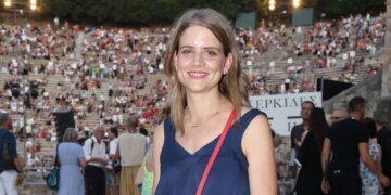 Δανάη Μιχαλάκη: Δεν σκέφτηκα ποτέ ότι έπρεπε να φτιάξω το «τέλειο» σώμα ή να χάσω τα κιλά της εγκυμοσύνης