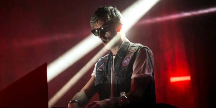 Νεκρός βρέθηκε ο Γάλλος DJ Kavinsky στο Παρίσι