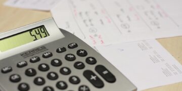 Την επόμενη εβδομάδα ανοίγει η ρύθμιση για τις 72 δόσεις – Έρχεται νέο πακέτο μέτρων για τη στήριξη νοικοκυριών και επιχειρήσεων