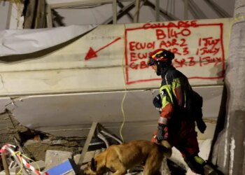 Πόσες ημέρες μπορεί να μείνει ζωντανός ένας άνθρωπος κάτω από τα ερείπια μετά από σεισμό - Το σωτήριο «κενό επιβίωσης»