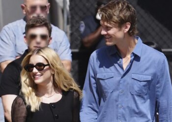 Emma Roberts: Ο ρομαντικός γάμος με τον Cody John και το πολυμορφικό νυφικό που έραβαν επί 9 μήνες