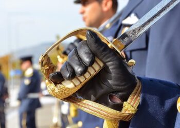 ΥΠΕΘΑ: Υπογράφηκε η απόφαση για το επίδομα διοίκησης – Ποιοι δικαιούνται έως 500 ευρώ τον μήνα