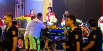 Βερολίνο: Μια νεκρή και 16 τραυματίες από βαν που έπεσε σε πλήθος στην παρέλαση Pride - Ισλαμιστής ο δράστης
