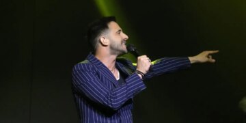 Γιώργος Λιβάνης: Η selfie από το νοσοκομείο και το αισιόδοξο μήνυμα «Όλα καλά»