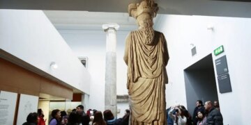 Γλυπτά του Παρθενώνα: Υπέρ της επιστροφής τους στην Ελλάδα ο νέος πρωθυπουργός της Βρετανίας, Άντι Μπέρναμ