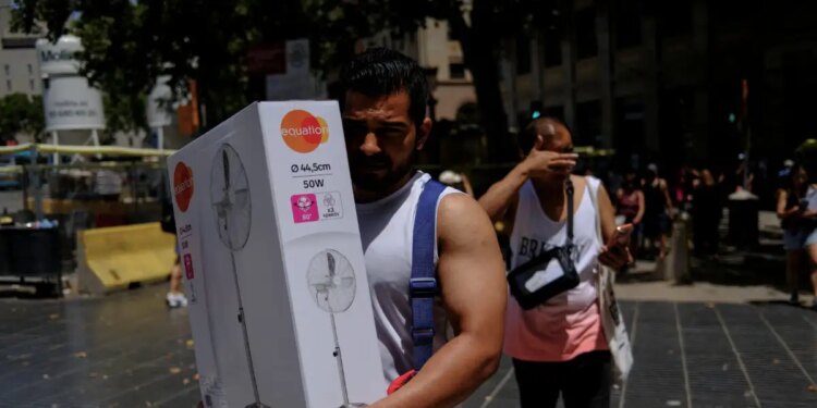 Ισπανία: Πάνω από 1.000 θάνατοι λόγω καύσωνα τον Ιούνιο - Ρεκόρ θερμοκρασιών τους πρώτους μήνες του 2026