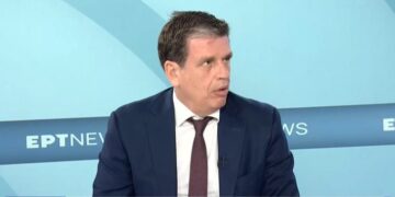 Καιρίδης στο ΕΡΤnews: Το ΠΑΣΟΚ σπάει μία παράδοση – Όλες οι πρόσφατες αναθεωρήσεις έγιναν με συμφωνία της Αξ. αντιπολίτευσης